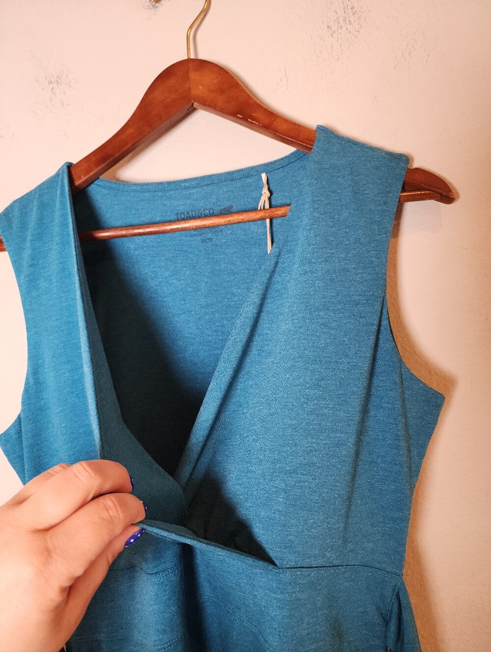 NWT Toad&Co Blue Surplice Sleeveless Tie Waist Dress Pockets Organic Cotton Sz M - Picture 13 of 16